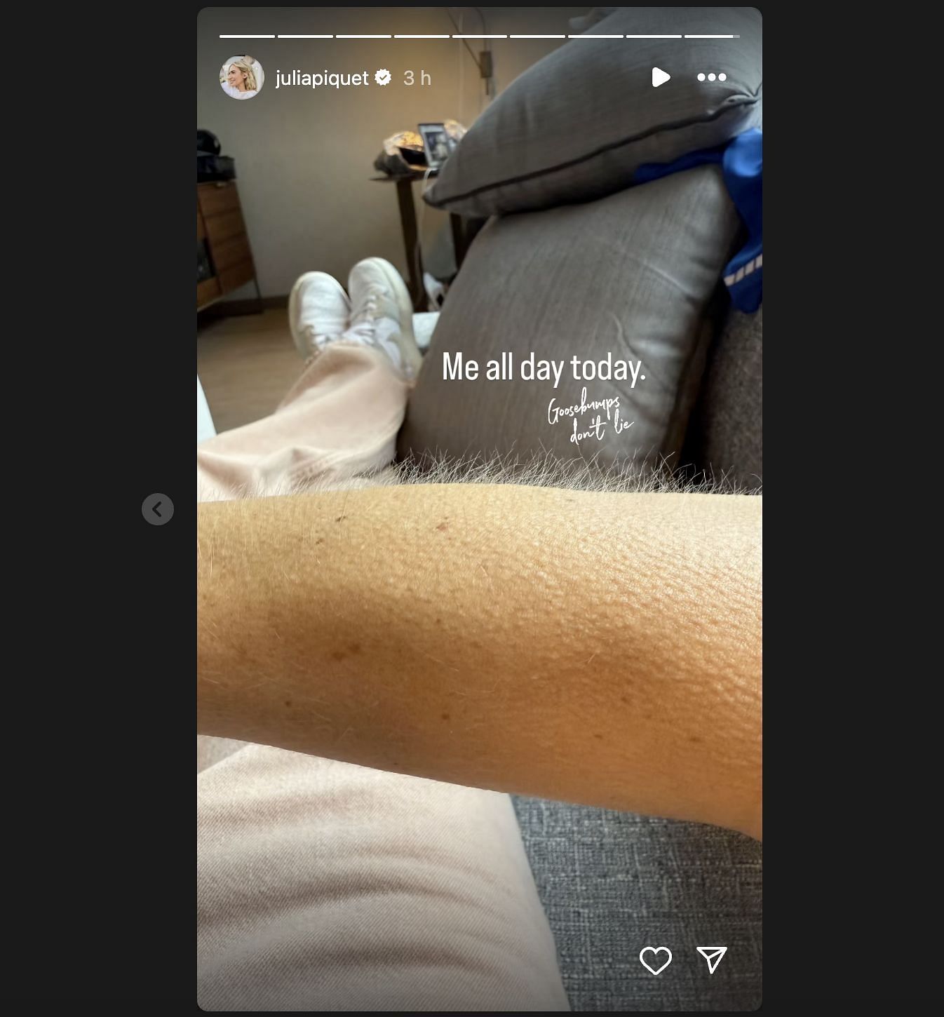 Julia Piquet posts an Instagram story about Daniel Suarez's homecoming race in Mexico City